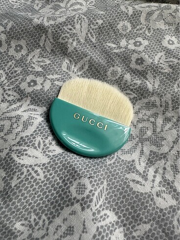 GUCCI Hıghlighter, allık, contour fırçası