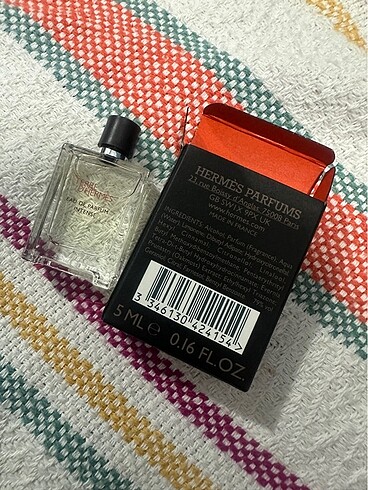 Beden Renk HERMÈS Terre d'Hermès - Eau de Parfum Intense deluxe 5ml