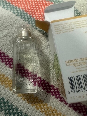 Beden Renk HERMÈS Un Jardin à Cythère - Eau de Toilette deluxe 7.5ml