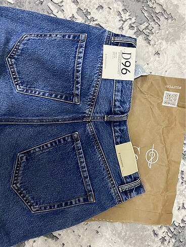 36 Beden Stradivarius d96