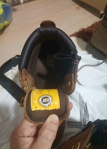 Cat Cat Erkek Kahverengi Bağcıklı Bot