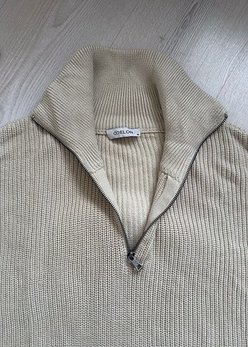 Bej Yarım Fermuarlı Yüksek Yakalı Triko Kazak - Görsel 2