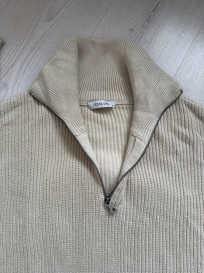 Bej Yarım Fermuarlı Yüksek Yakalı Triko Kazak - Görsel 2