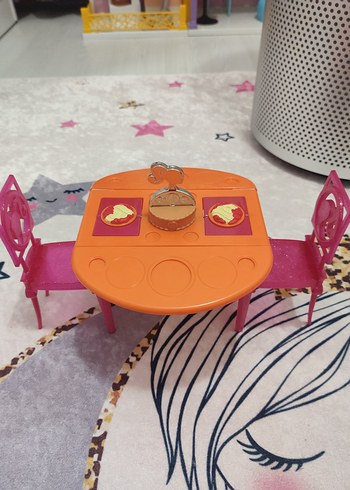 Renkli Pembe Barbie Oyun Masası ve Sandalyeleri - Görsel 2