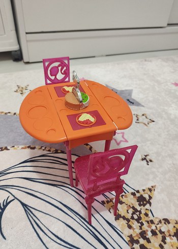 Renkli Pembe Barbie Oyun Masası ve Sandalyeleri - Görsel 5