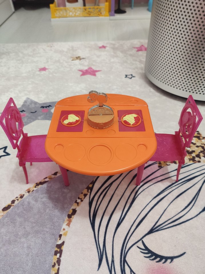 Renkli Pembe Barbie Oyun Masası ve Sandalyeleri - Görsel 2