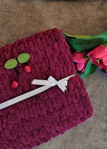  Beden bordo Renk Bordo kirazlı atkııı????