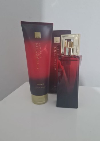 Avon Attraction Instinct Kadın Parfüm Seti