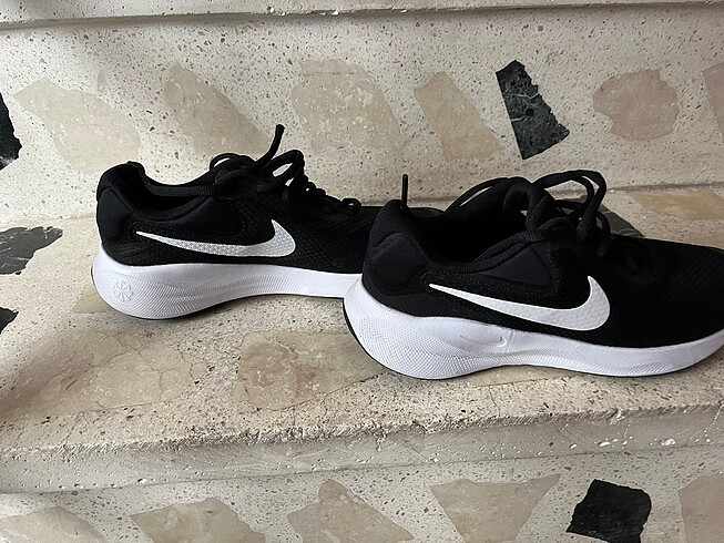 Orijinal nike spor ayakkabı