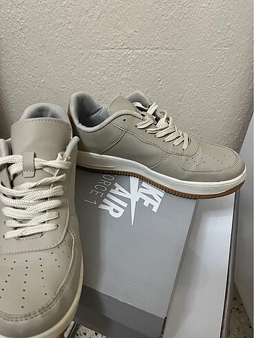 42 Beden Defacto Nasa sneaker ayakkabı