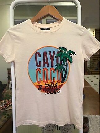 Bershka t-shirt
