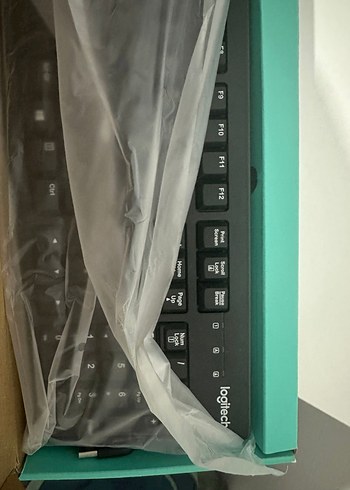 Sıfır USB li Logitech K120 USB Siyah Kablolu Klavye - Görsel 2