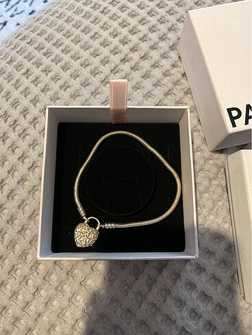 Pandora