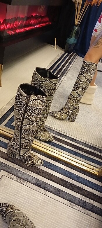 Zara Çizme 