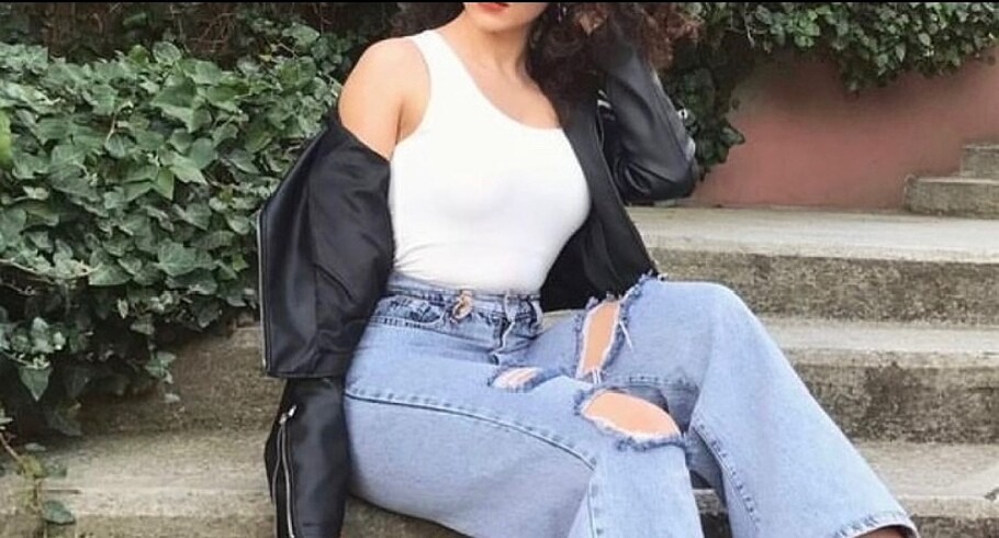 s Beden mavi Renk Koton yırtık detaylı jean