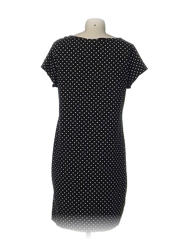 xl Beden H&M Kısa Elbise %70 İndirimli.