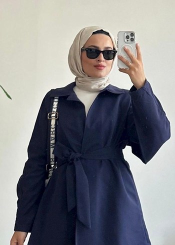 Lacivert Kemerli Kadın Trençkot