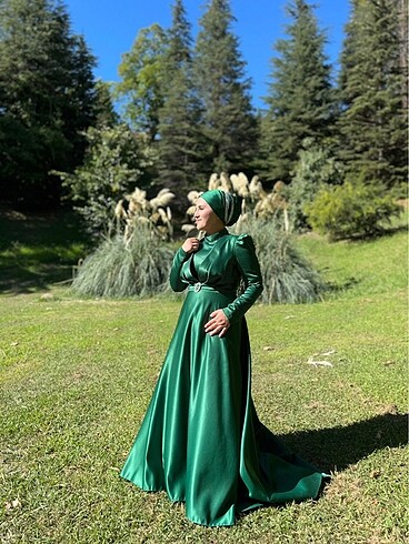 Diğer Abiye elbise arkası uzun model