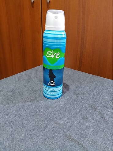 She kadın deodorant