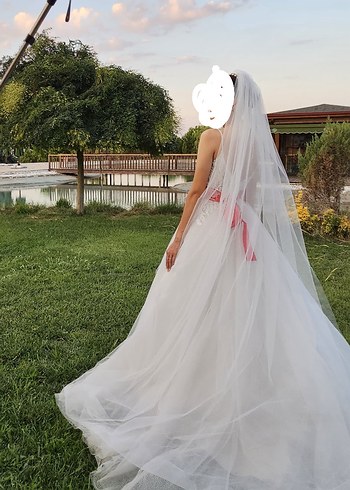 Gelinlik Kuyruklu Askılı Beyaz A Kesim Gelinlik