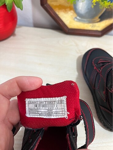 25 Beden siyah Renk Çocuk ayakkabısı