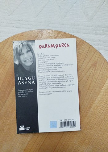 Beden Renk Duygu Asena - Paramparça Kitap