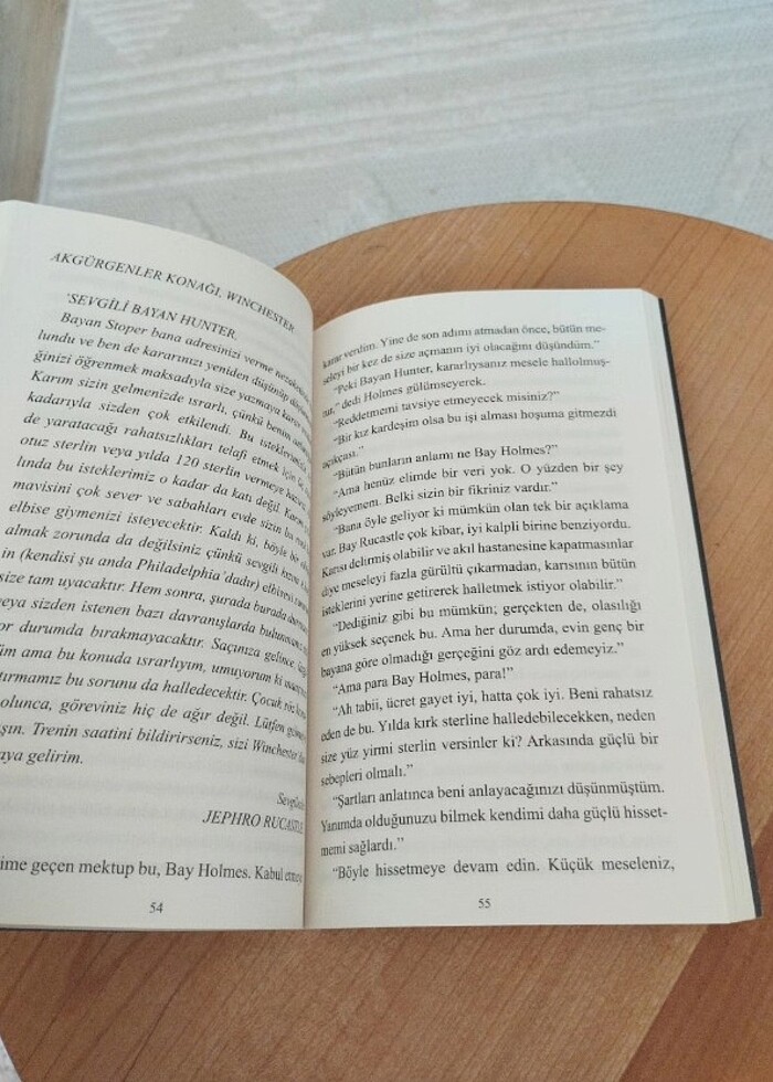 Sherlock Holmes Zümrüt Taç - Görsel 2