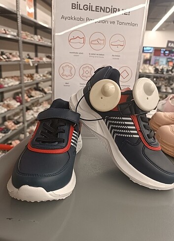 33 Beden lacivert Renk Cool erkek çocuk Spor ayakkabı