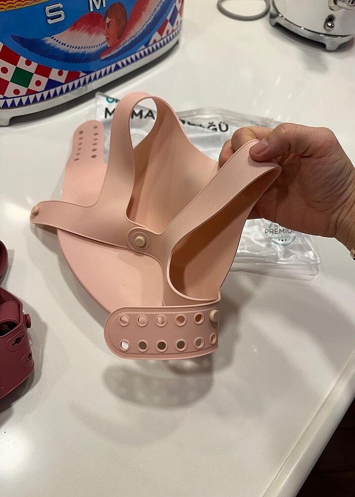 Oioi silikon mama önlüğü - Görsel 5