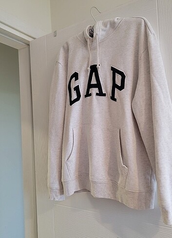Gap sweatshirt 
