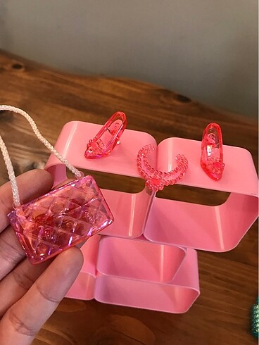 Beden 4 adet özel vintage Barbie aksesuar seti