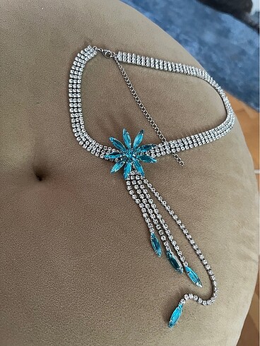 Çiçek detay choker