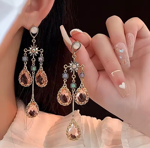  Beden Damla kristal sallantılı küpe