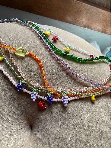 Diğer İtalyan charmlar ve kristaller choker