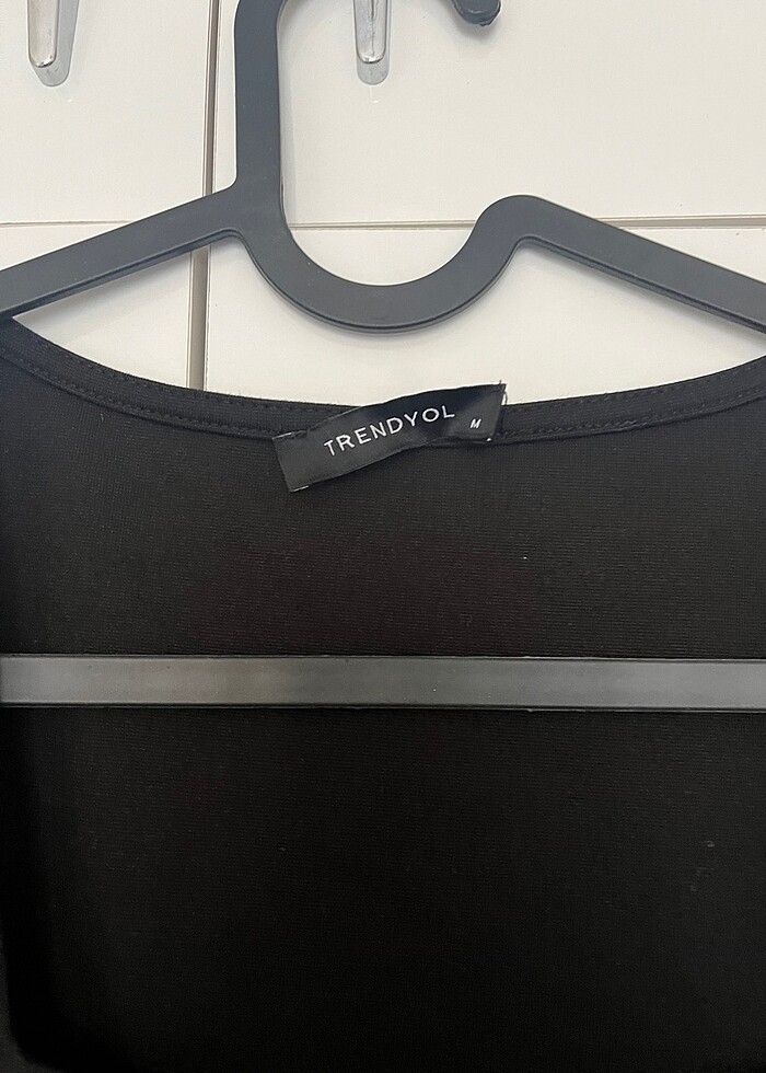 Kolları tüllü bluz - Görsel 2