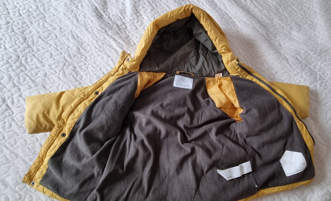 Erkek Çocuk Sarı Kapüşonlu Mont - Görsel 3