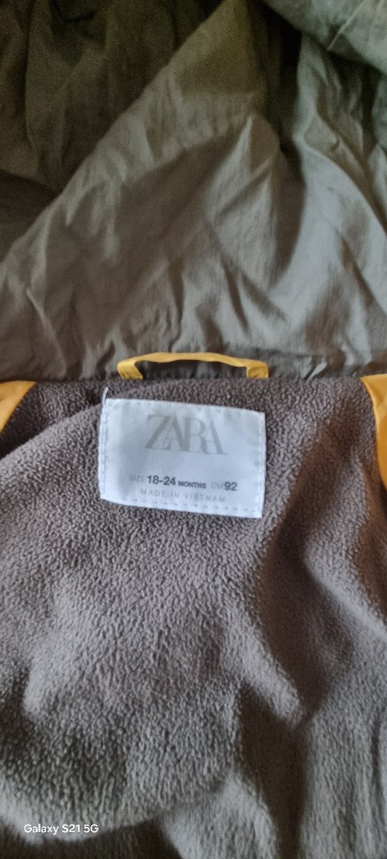 Erkek Çocuk Sarı Kapüşonlu Mont - Görsel 4