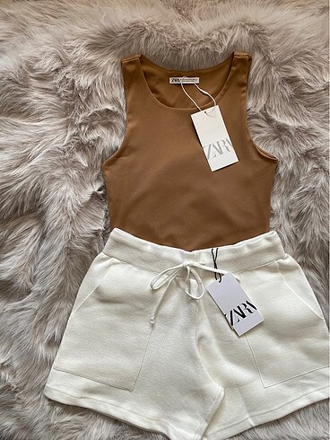 Zara Zara Crop Top S-M-L