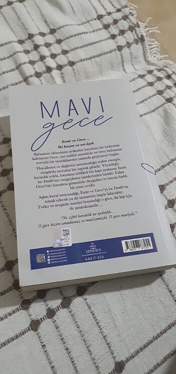  Mavi gece kübra berk