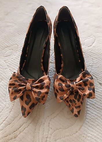 Leopar desen şık ayakkabi