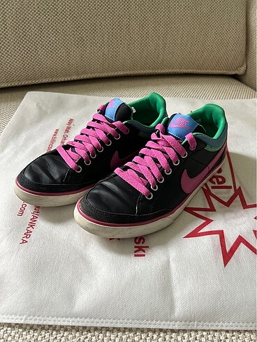 Nike 37.5