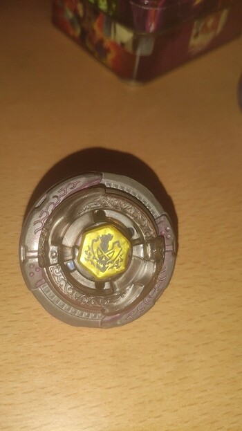 scythe kronos beyblade