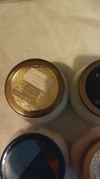 Parfümlü vücut kremleri.. - Görsel 2