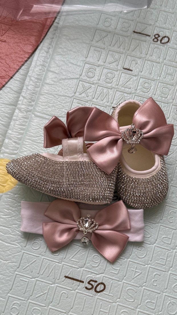 Pembe Fiyonklu Kız Çocuk Özel Ayakkabı - Görsel 2