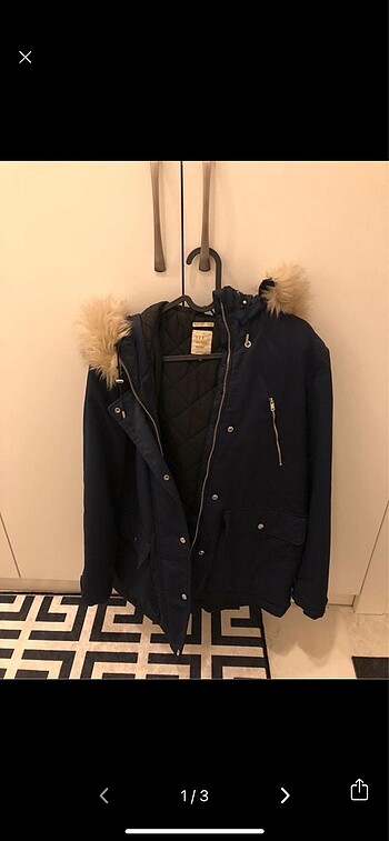 Zara Mont
