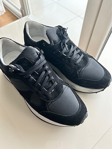 38 Beden Nine west sneaker