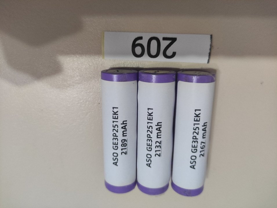 3 ADET 18650 ŞARJ EDİLEBİLİR LİT-ION PİL - Görsel 2