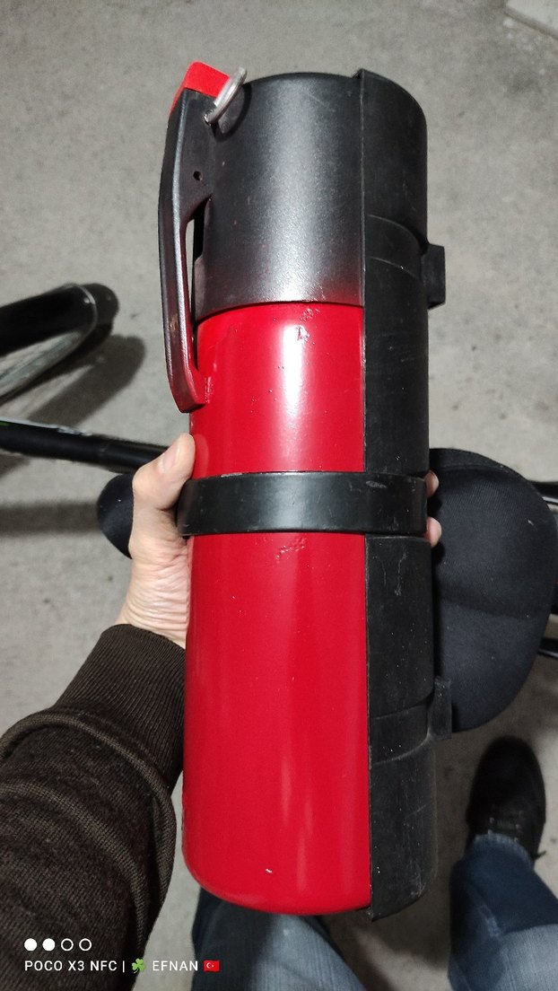 2.5 lt lik İthal Yangın Söndürücü Tüp - Görsel 3