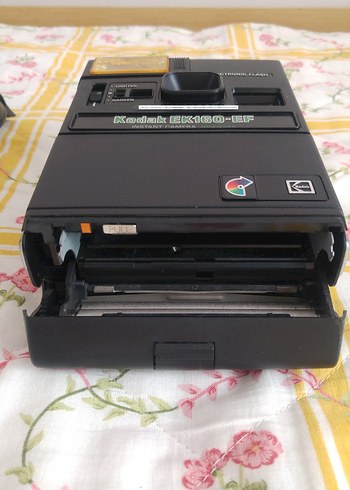 Antika Kodak EK160-EF Şipşak Fotoğraf Makinesi - Görsel 3