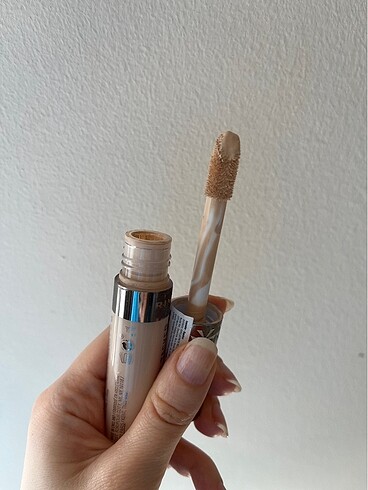  Beden Renk Rimmel London Concealer Fair Rengi